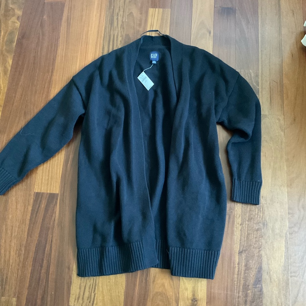 Black gap cardigan NWT petite